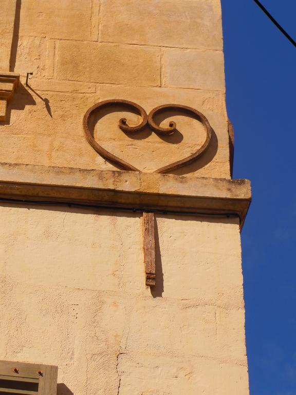 Appartement Arles Centre Historique الغرفة الصورة