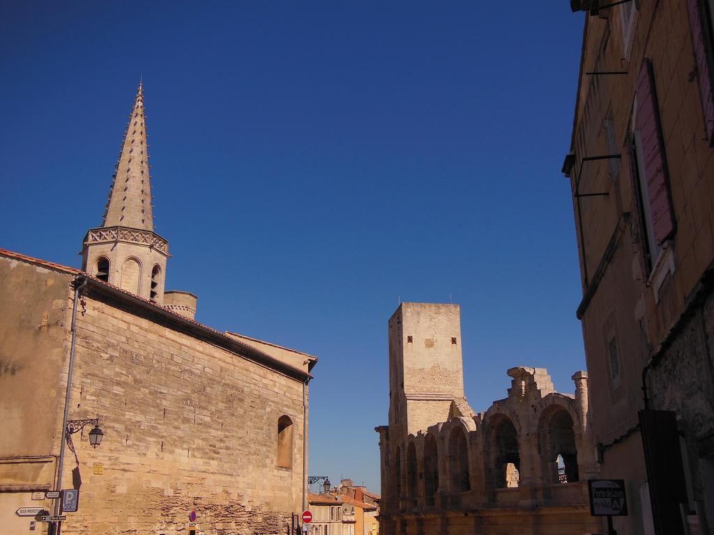 Appartement Arles Centre Historique الغرفة الصورة