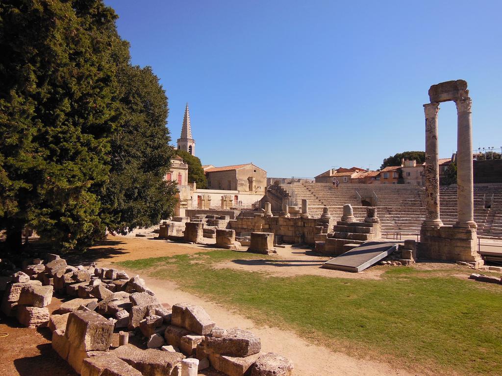 Appartement Arles Centre Historique الغرفة الصورة